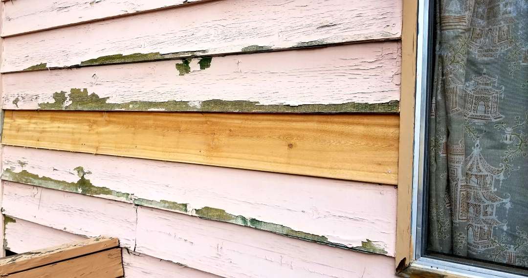 home siding, rotting siding panes