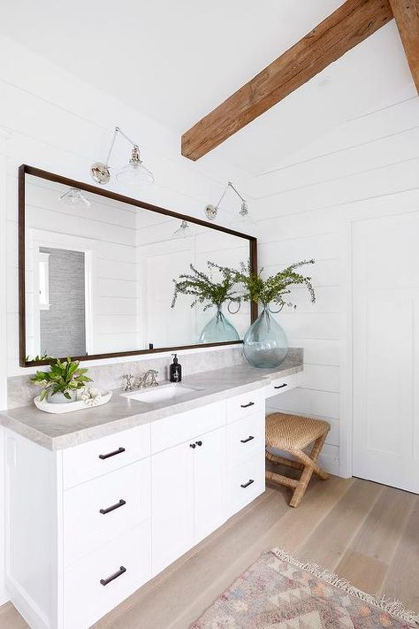 Bathroom Countertop Gallery 8