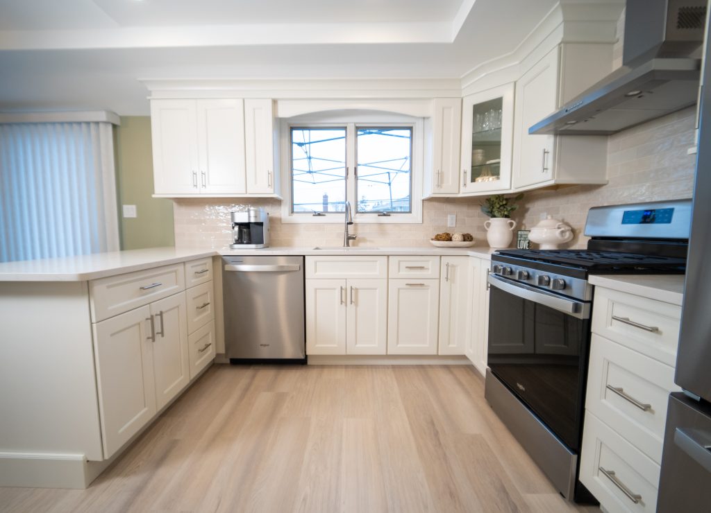 13 Trusted kitchen remodeling contractor with years of experience in Long Island.