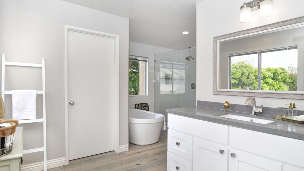 Affordable kitchen remodeling contractor offering personalized design solutions for all kitchen sizes.